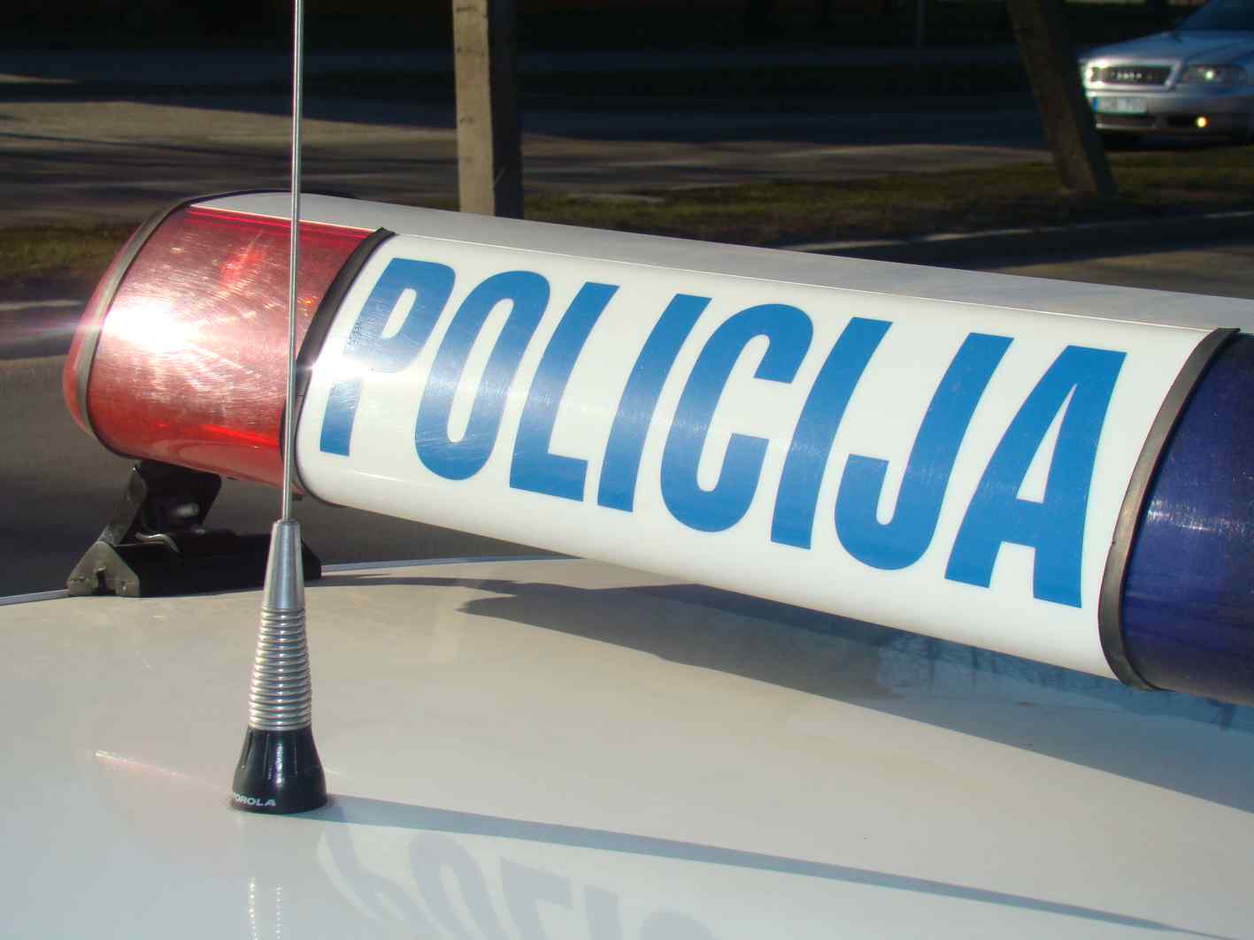 policija